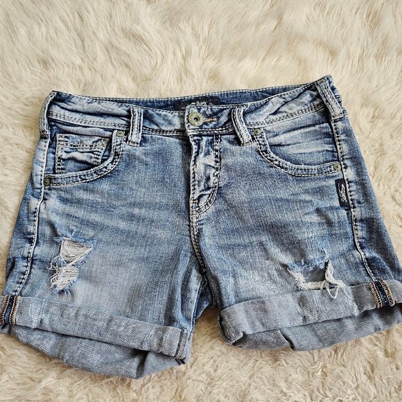 Silver Jeans Women's Blue Distress Denim Sam Shorts W27/L4 1/2 - Picture 3 of 11